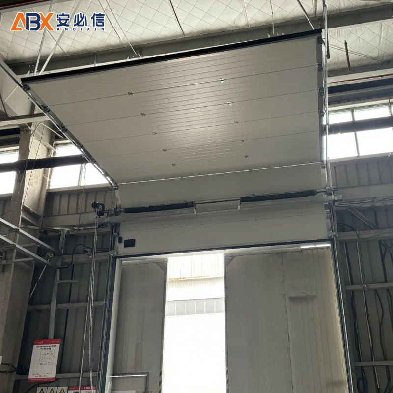 胡杨河铝板提升门